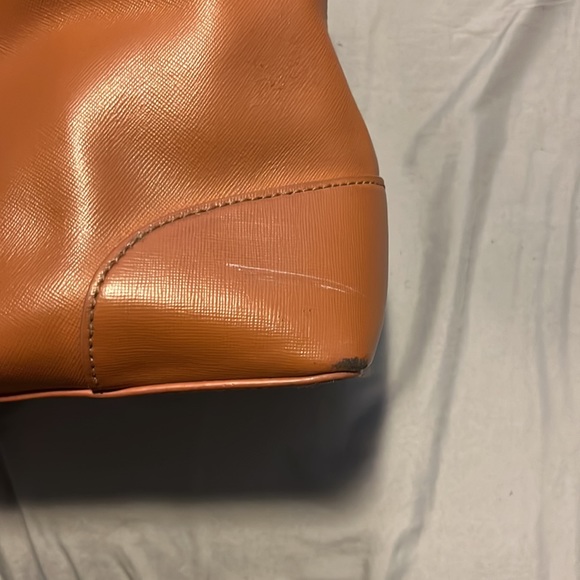 Tory Burch dome bag. Had a few marks as show but great price. - Picture 2 of 4